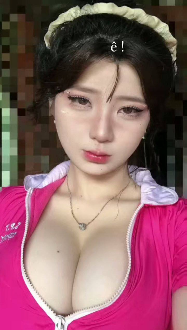 Chồng vô tâm vợ địt nhau cùng hàng xóm cu dài